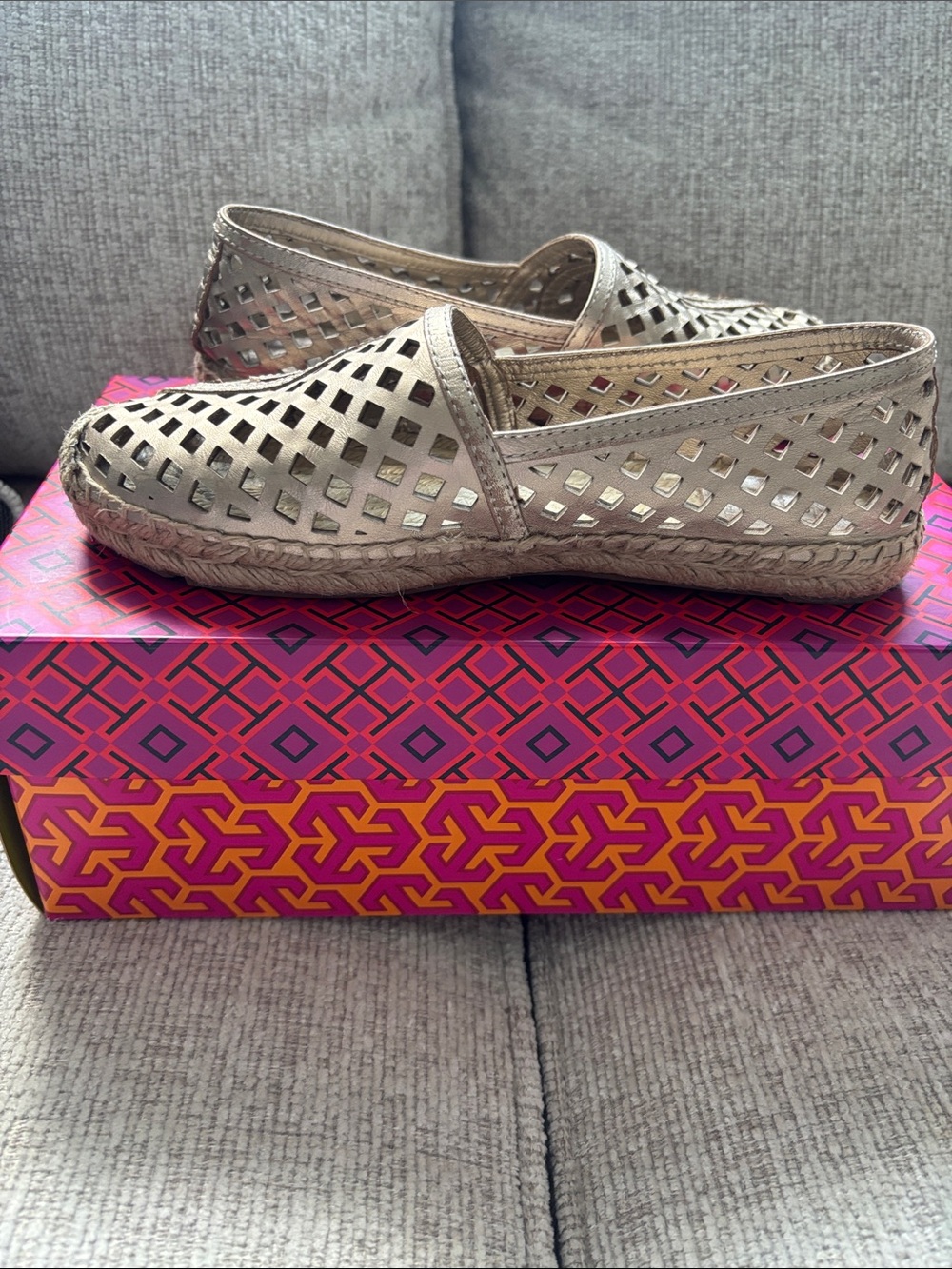 Tory Burch Metallic Gold Woven Espadrille Flats - Picture 3 of 3